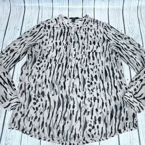 Women’s Rue 21 Animal Print Top Size Medium